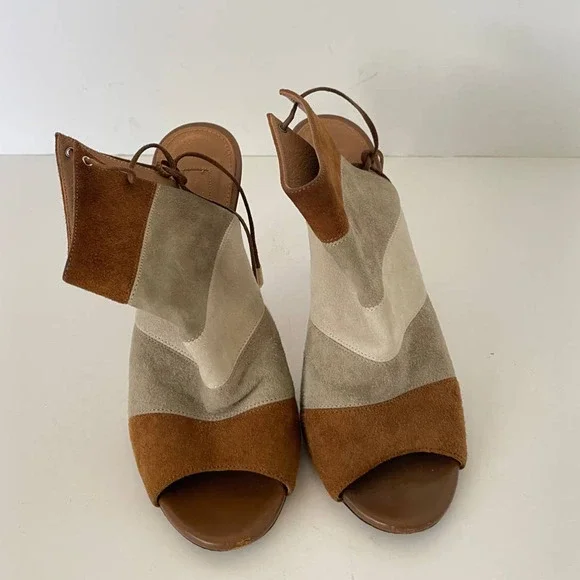 Aquazzura Tan and Gray Rainbow 105 Color Block Stripe Suede Heels, Size 36.5 🔴